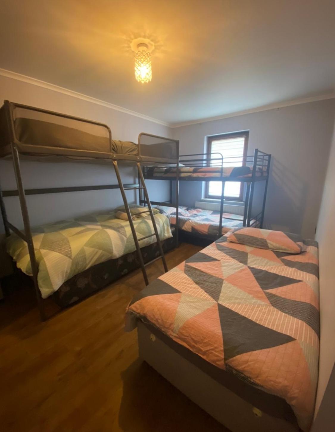 Dublin Airport Big Rooms With Bathroom Outside Room - Kitchen Only 7 Days Reservation Екстериор снимка